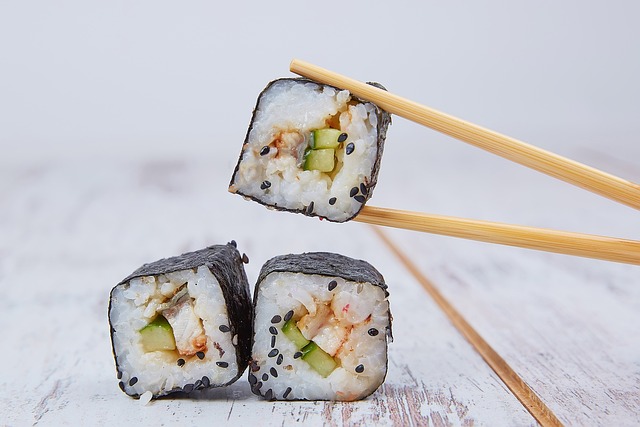 Sådan finder du et godt sushisted til fredagshyggen